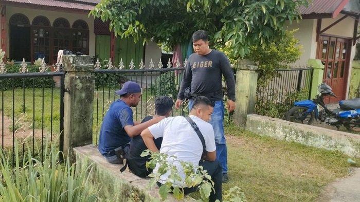 Tukang Jahit dan Seorang Pemuda Pengedar Sabu di Kawasan Bungus Padang Ditangkap Polisi