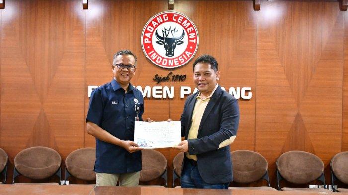 Hari Pelanggan Nasional, PLN UID Sumbar Sambangi Pelanggan Terbesarnya