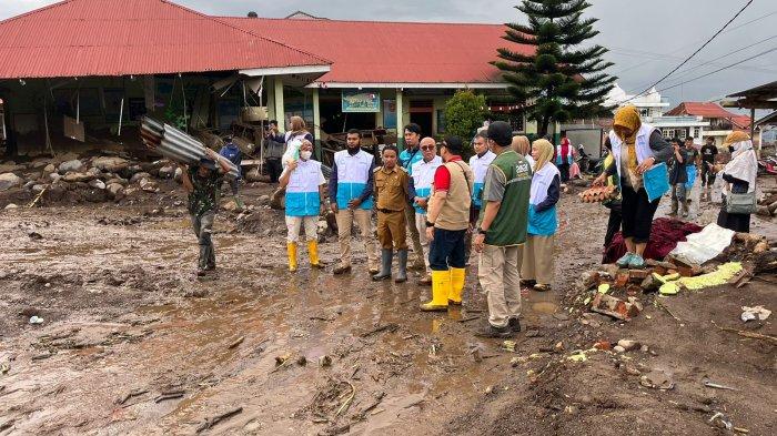 Respon Cepat, PLN Peduli Salurkan Ratusan Paket Sembako untuk Korban Banjir dan Longsor di Sumbar