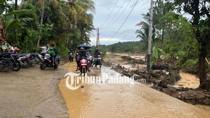 sungai batu busuk kota padang 10/12/2025