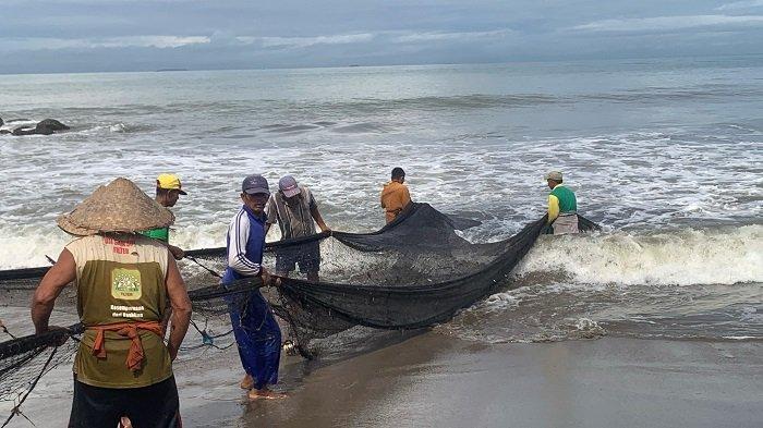 Cuaca 7 Kota di Sumbar Kamis 23 Oktober 2025 Umumnya Berawan
