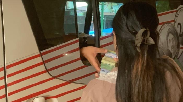 warga tukar uang untuk lebaran 26/2/2026