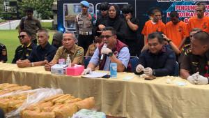 Dirnarkoba-Polda-Sumbar-Kombes-Pol-Wedy-Mahadi-7102025.jpg