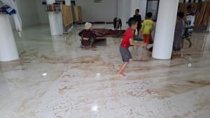 Hujan-deras-yang-mengguyur-wildf.jpg