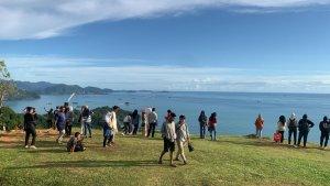 Inilah-suasana-Puncak-Paralayang-Bukit-Air-Manis.jpg