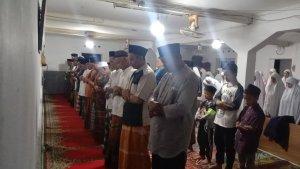 Jemaah-Tarekat-Naqsabandiyah-1.jpgJemaah-Tarekat-Naqsabandiyah-2.jpg