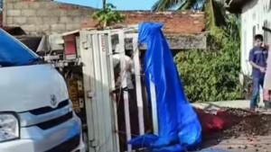KECALAKAAN-DI-SOLOK-Satu-unit-mobil-pikap-bermuatan.jpg