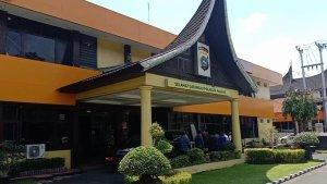 Kantor-Polresta-Padang.jpg
