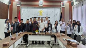 Kanwil-HAM-Sumbar-bersama-dengan-Staf-Khusus-Menteri-HAM.jpg