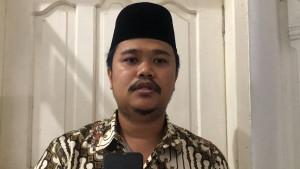 Ketua-Bawaslu-Kota-Padang-Eris-Ndatan-perad.jpg