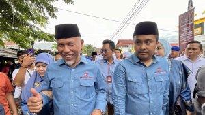 Mahyeldi-Vasco-Ruseimy-saat-mendaftar-ke-KPU-Sumbar-27-Agustus-2024-lalu.jpg