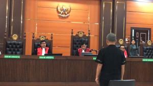 Majelis-hakim-menilai-perbuatan-Dadang-memenuhi-unssencana.jpg