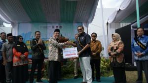 PT-Semen-Padang-salurkan-bantuan.jpg