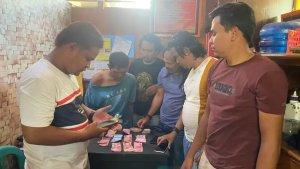 Pelaku-RS-saat-diamankan-bersama-barang-bukti-ole.jpg