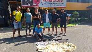 Pelaku-perampokan-rumah-lansia-di-dadok-tunggul-hitam-1872025.jpg