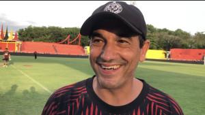 Pelatih-kepala-Semen-Padang-FC-Eduardo-Almeida-2982025.jpg