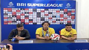 SEMEN-PADANG-Caretaker-Pelatih-Semen-Padang-FC.jpg
