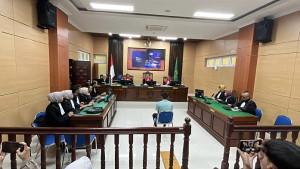 SIDANG-IN-DRAGON-Kuasa-Hukum-In-Dragon-Dafriyon-di-Plam-perkara-ini-kelirud.jpg
