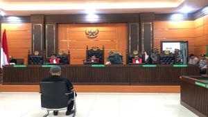 SIDANG-POLISI-TEMBAK-POLISI-Eks-Kabag-Ops-Polres-Solok-Selatan.jpg