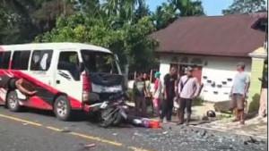 Satu-unit-bus-travel-jud.jpg