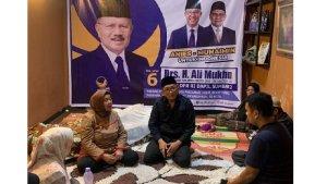 Wali-Kota-Padang-Hendri-Septa-melayat-ke-rumah-duka.jpg