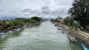 aliran-sungai-di-Padang-11112025.jpg