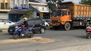 lokasi-kecelakaan-maut-di-Jalan-By-Padam-d.jpg