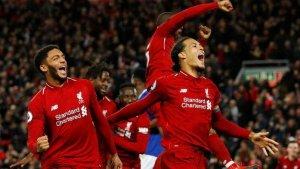 pemain-belakang-liverpool-virgil-van-dijk-kanan.jpg
