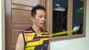 wanita-bakar-diri-di-Padang-2392025.jpg