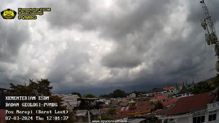 Update Erupsi Gunung Marapi Sumbar Hari Ini: 8 Kali Letusan dan 79 Kali Hembusan
