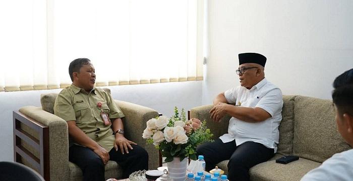 Dalam-pertemuan-tersebut-keduanya-memdenyelesaian-sends.jpg