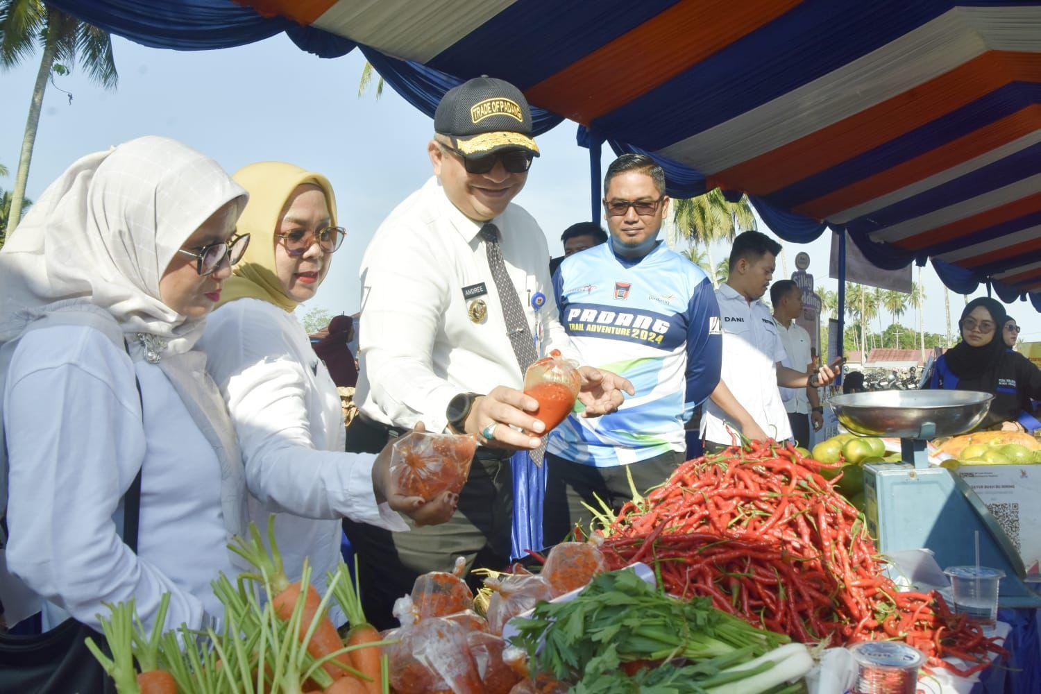 Pemko Padang Hadirkan GPM di Lapangan Surau Gobah Padang Sarai, Jual Sembako di Bawah Harga Pasar