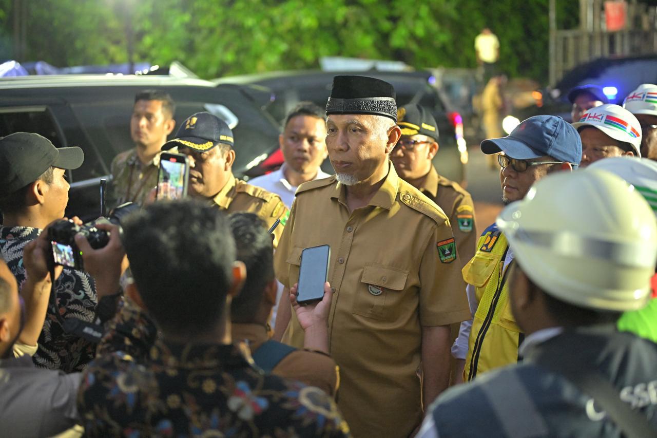 BREAKING NEWS Gubernur Sumbar Tetapkan UMP 2026 Rp3.182.955., Naik 6,3 Persen