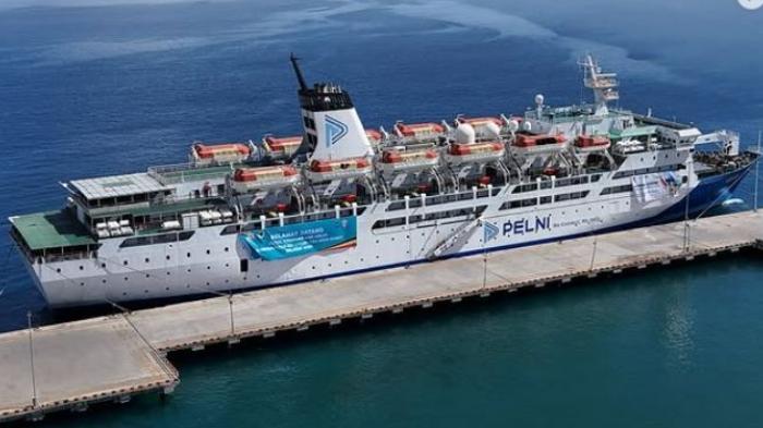 JADWAL-KAPAL-PELNI-Potret-kapal-Pelni-saat-bersandar-di-pelabuhan.jpg