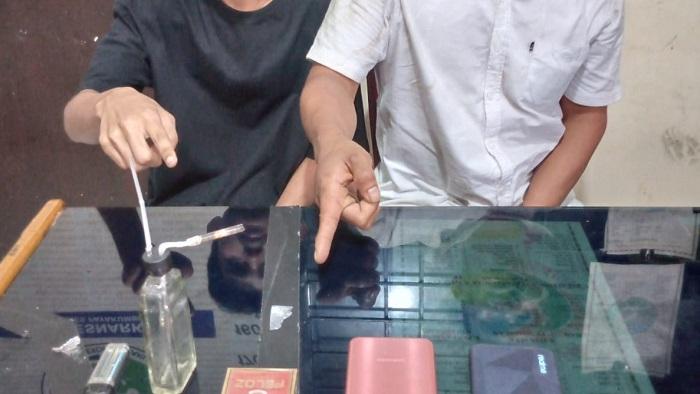 Polisi Tangkap Dua Pria di Sungai Beringin Payakumbuh Sedang Asyik Hisap Sabu