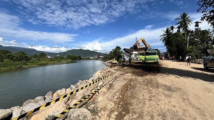 Normalisasi Sungai Batang Anai di Talao Mundam Padang Pariaman Diperpanjang hingga 500 Meter