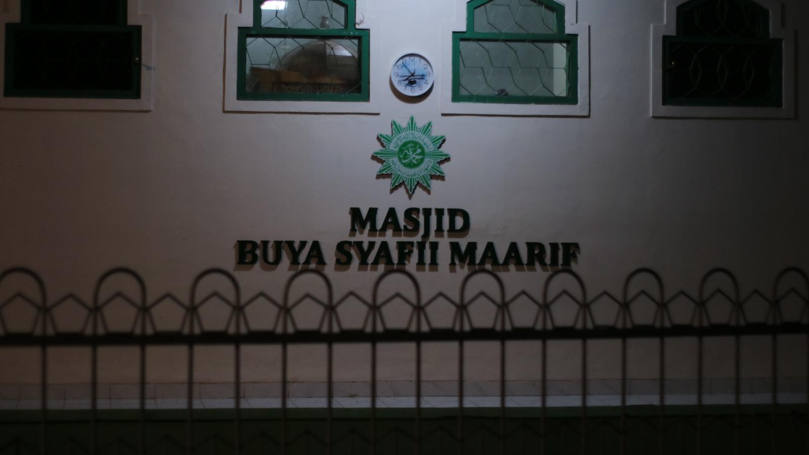 Masjid-Buya-Syafii-Maarif-di-Sijunjung-1512026.jpg