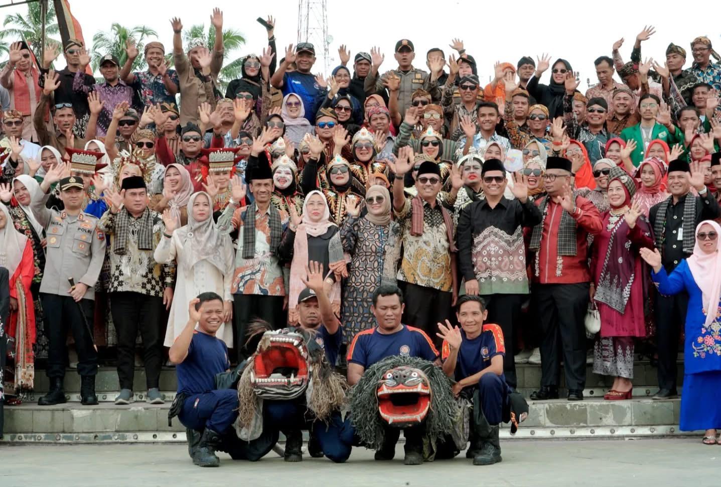 PAWAI-Pawai-Budaya-HUT-ke-22-Solok-Selatan.jpg
