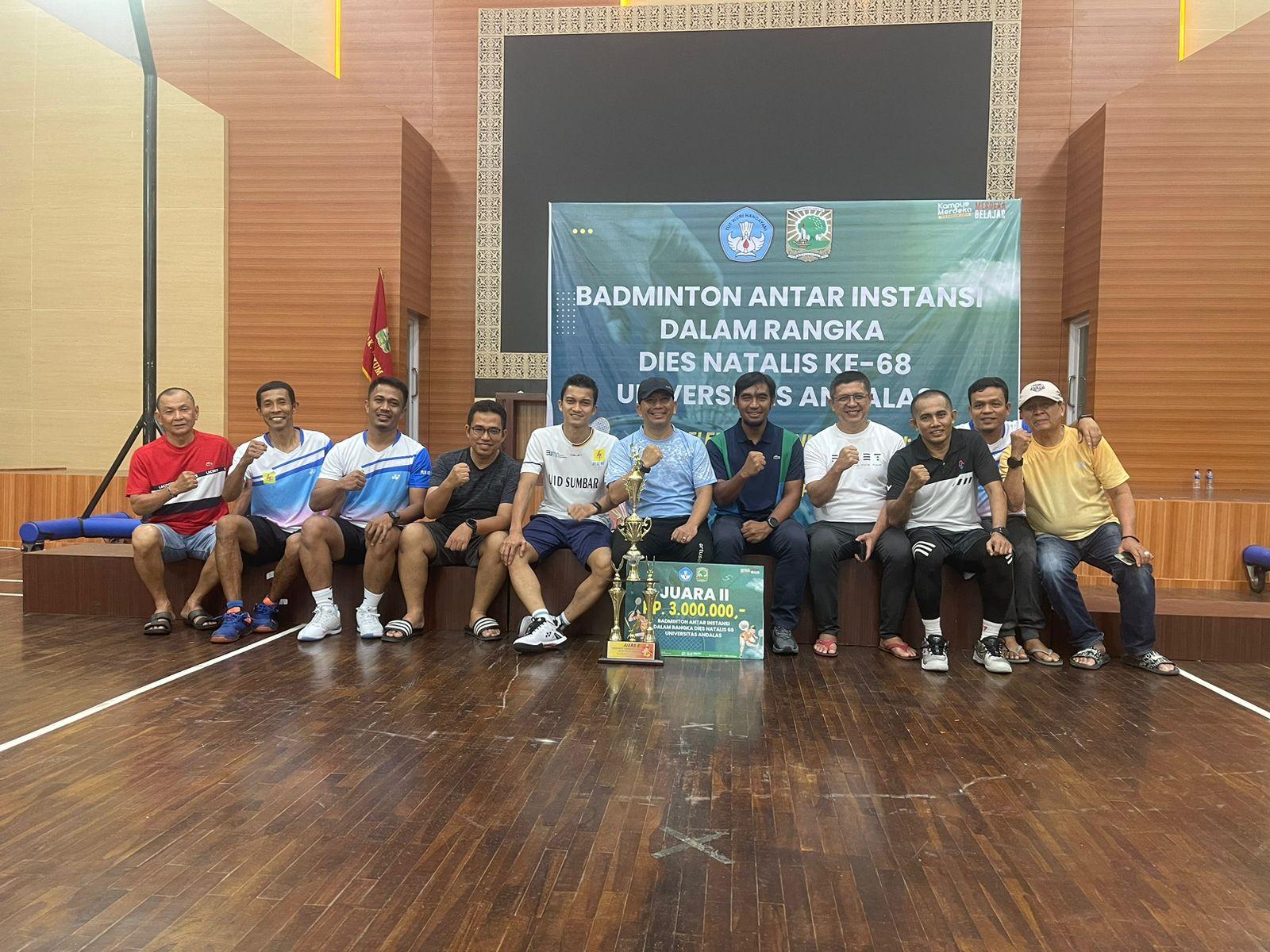 PLN UID Sumbar Semarakkan Turnamen Bulutangkis dalam Rangka Dies Natalis ke-68 UNIVERSITAS ANDALAS