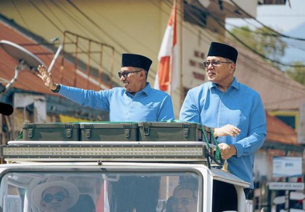 Pasangan-Calon-Bupati-dan-Wakil-Bupati-Tanah-Datar-Eka-Putra-Ahmad-Fadly.jpg