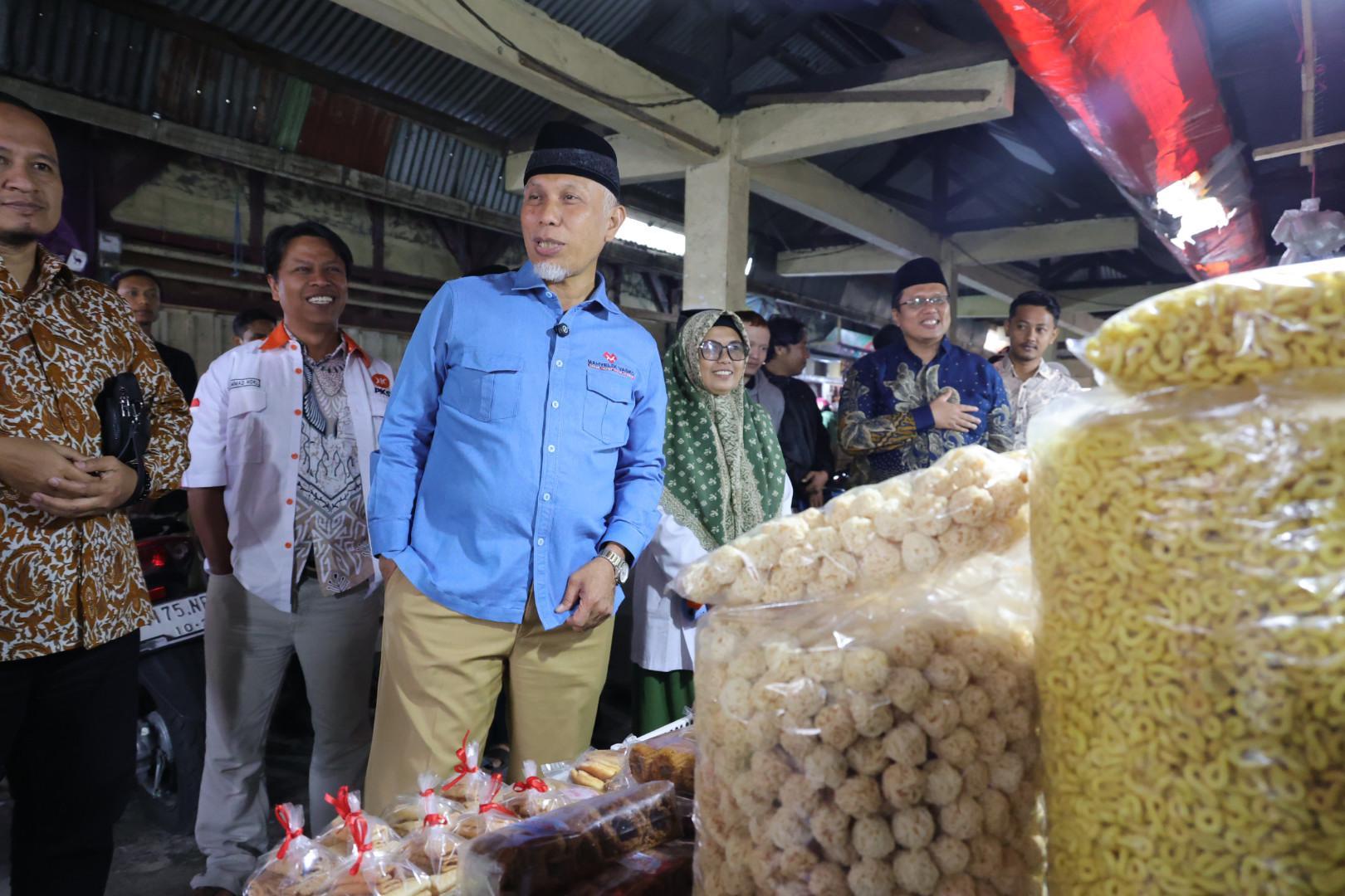 Pedagang Pasar Rabaa Payalaian Tumpangkan, Harapan Mereka pada Mahyeldi-Vasko