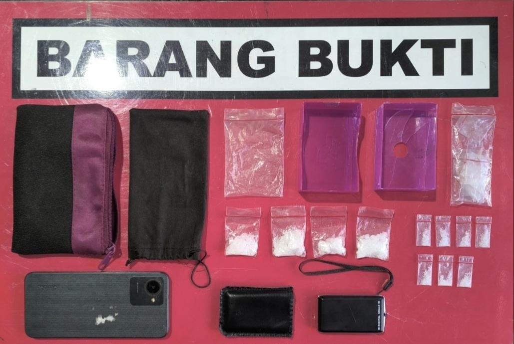 Pelaku-penyalahgunaan-narkotika-di-Solok-2662025.jpg