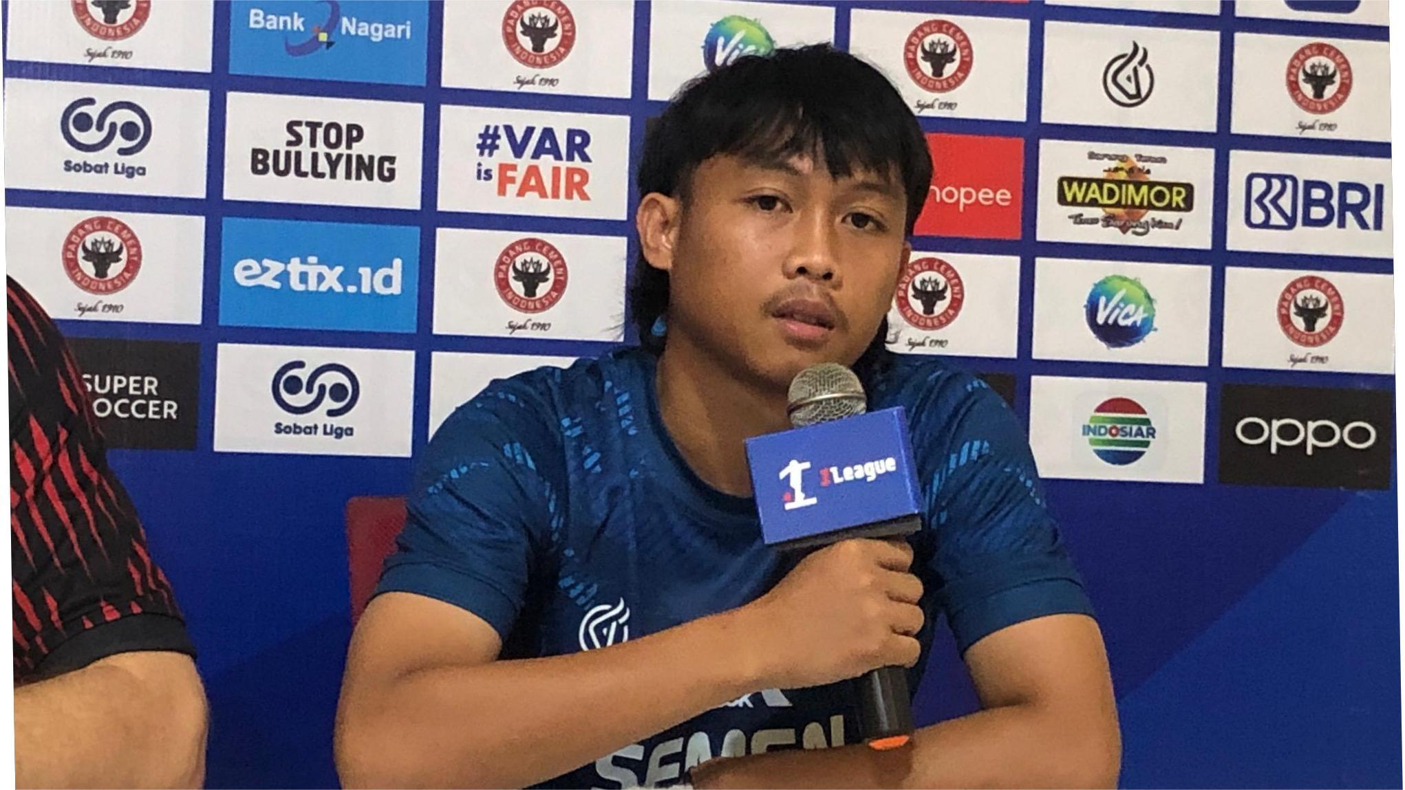 Pemain-Semen-Padang-FC-Firman-Juliansyah-8112025.jpg