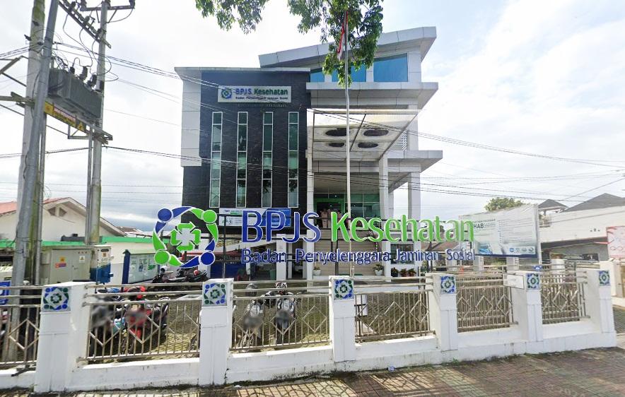 Penampakan-kantor-BPJS-Cabang-Bukittinggi-di-Jl-Dr-Hamka-Kelurahan-Tarok-Dipo.jpg
