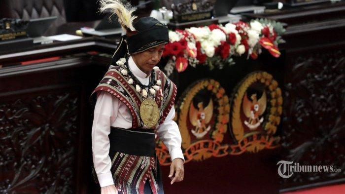 Presiden-Joko-Widodo-usai-menyampaikan-pidato-kenegaraan-pada-Sid-Kompleks-Parlemen-Senayan.jpg