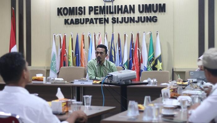 Rakor-persiapan-distI-Sumbar-di-Kantor-KPU-Sijunjung-Rabu-1072024.jpg