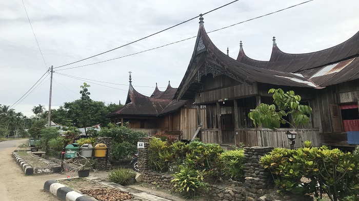 Rumah-gadang-masyarakat-Perkampungan-Adat-Nagari-Sijunjung-Kabupaten-Sijunjung-Sumbar.jpg