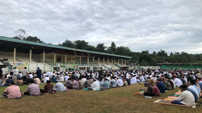 SALAT-IDULADHA-Warga-Sijunjung-dan-sekitar-mulai-memadati-Lapangan-M-Yamin.jpg