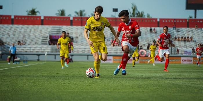 SEMEN-PADANG-FC-Bali-United-vs-Semen-s-2412026.jpg