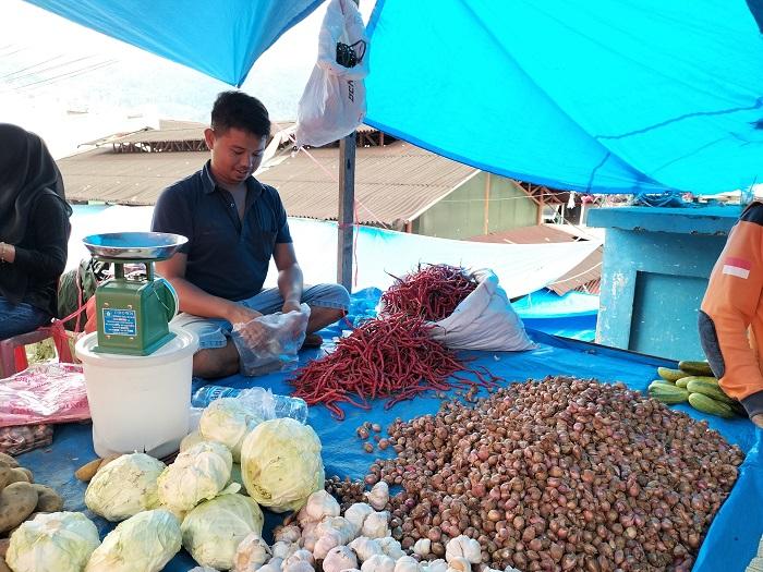 Sejak-Idul-Fitri-Harga-Cabai-Merah-di-Sawahlunto-Bertahan-Rp20-Ribu-hingga-Rp25-Ribu-Per-Kilo.jpg